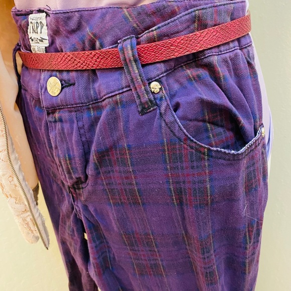 Puple & skull Urban Outfitters jeans - Picture 3 of 16